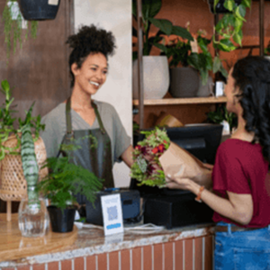 “A JD Flowers tornou-se o nosso fornecedor estratégico. A frescura consistente da produção permite-nos reduzir o desperdício em 20% e manter os nossos clientes finais sempre satisfeitos.”